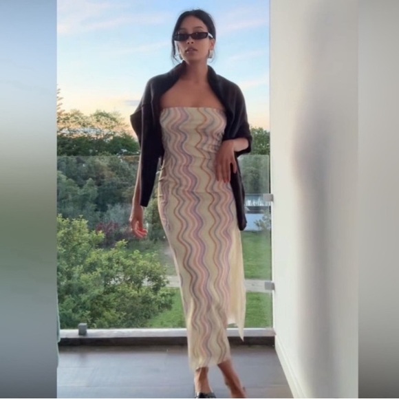 ZARA BLOGGERS’ FAVORITE STRAPLESS TULLE DRESS - Picture 11 of 16